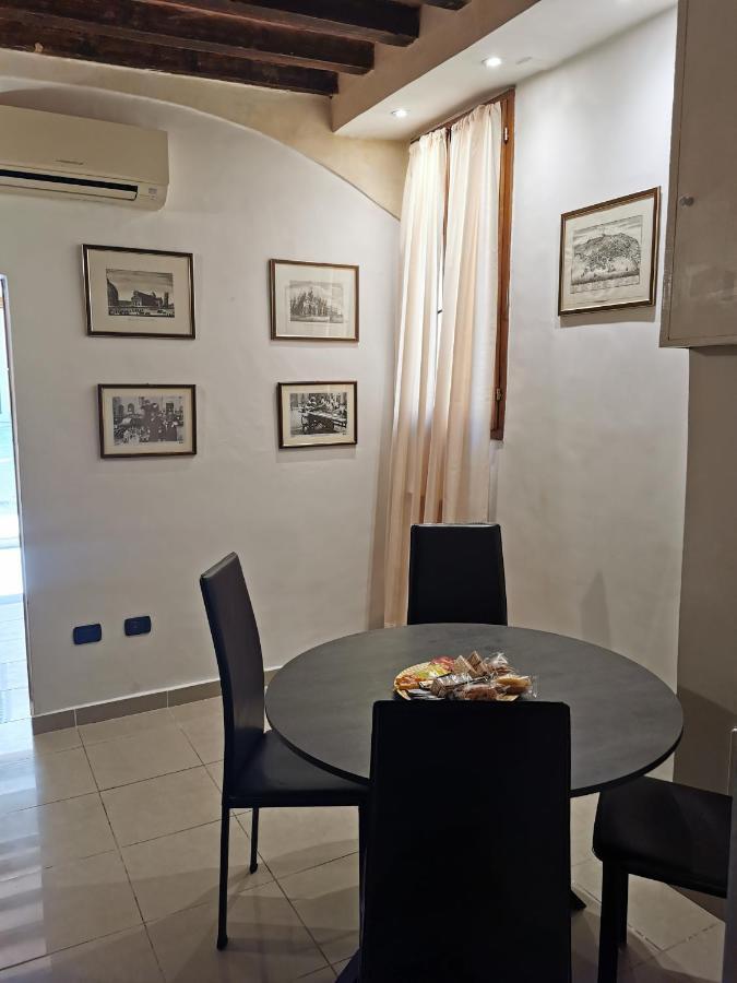 Appartamento La Piccola Contessa Firenze Luaran gambar